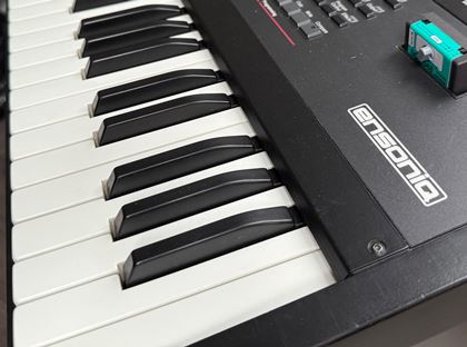 Ensoniq-SD1 transwave synth & SC-2048 card